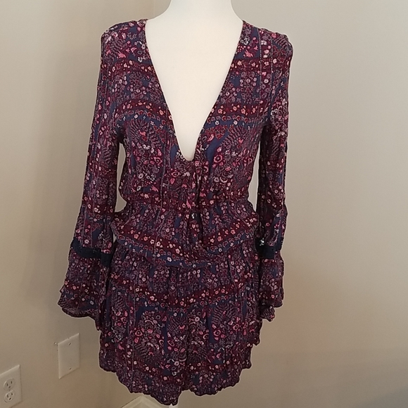 American Eagle Outfitters Pants - American Eagle floral romper